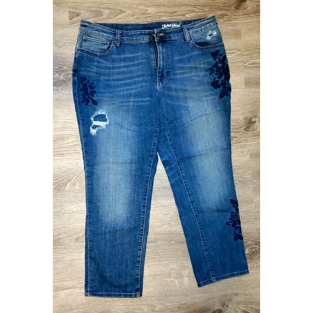 Faded Glory Capris